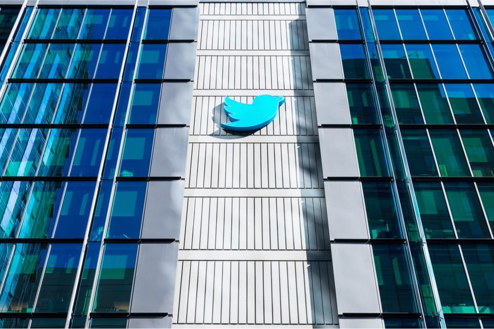 Twitter apologizes to clients for data breach